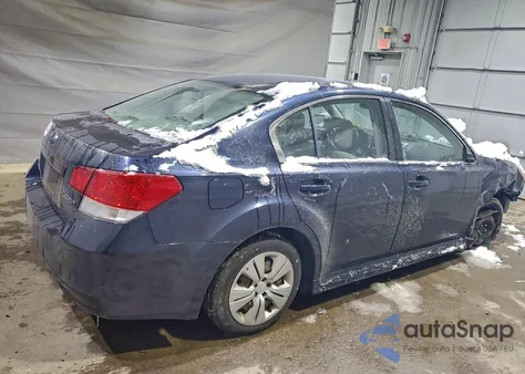 2013 Subaru Legacy 2.5I z USA, uszkodzony, nr VIN 4S3BMAA65D1021304